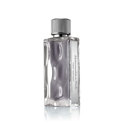 公式 クリスティアーノ ロナウド Cr7 プレイ イット クール オードトワレ 50ml 公式 クリスティアーノ ロナウド Cr7 プレイ イット クール オードトワレ 50ml